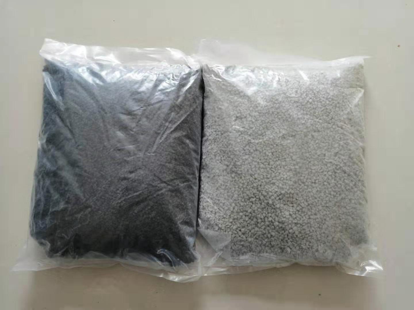 注塑級塑料(liào)消泡母料和(he)黑色母粒整(zheng)車出